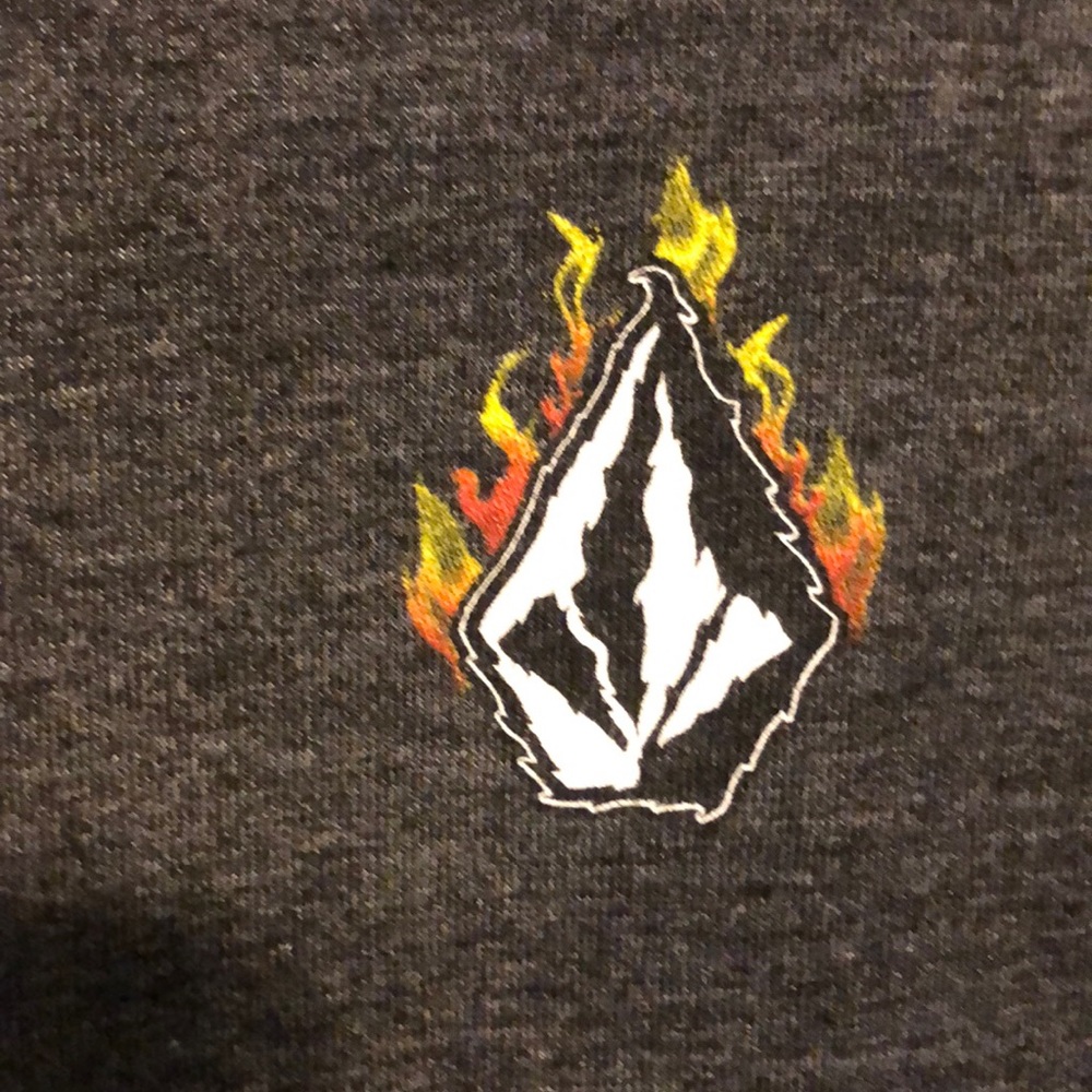 volcom Fire tshirt - Picture 4 of 5